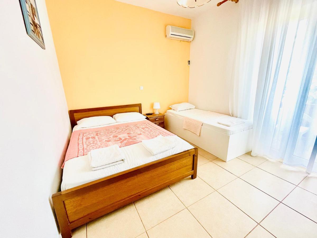 Achinora Potos Hotel Ngoại thất bức ảnh
